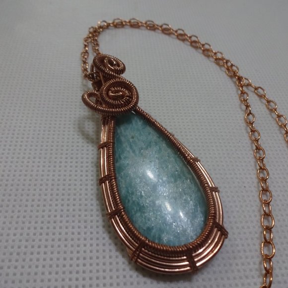 Stunning "AMAZONITE" WIRE-WRAPPED Handmade COPPER Pendant/Chain #760A - Picture 2 of 3